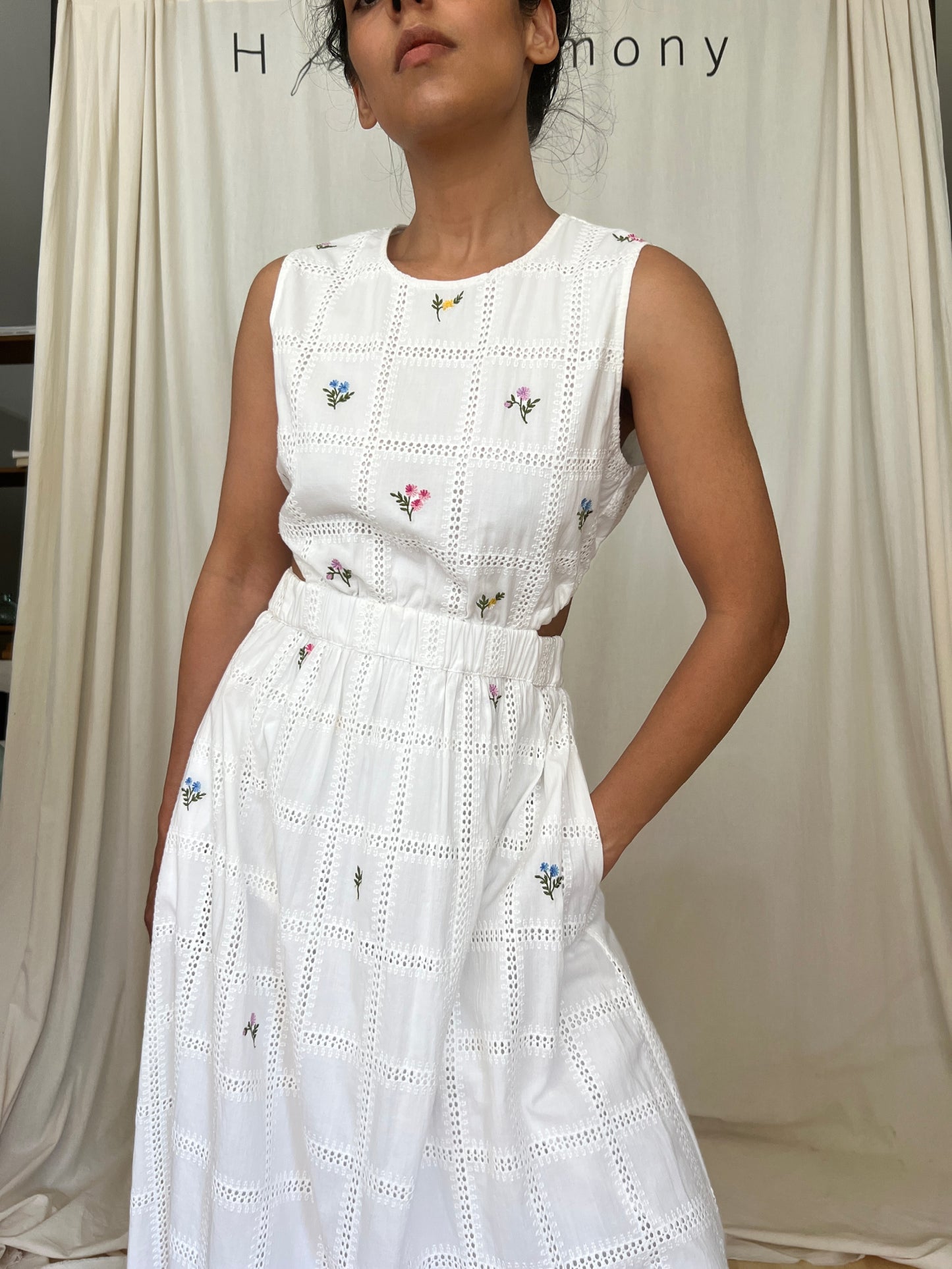 Nuria dress - open back version