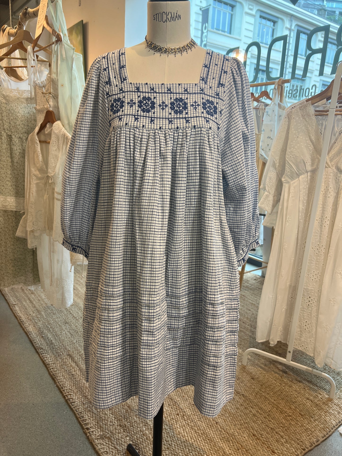 Nadia dress